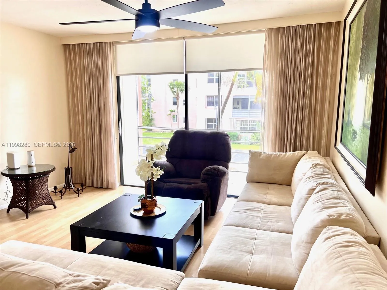 2841 Somerset Dr # 215, Lauderdale Lakes FL 33311