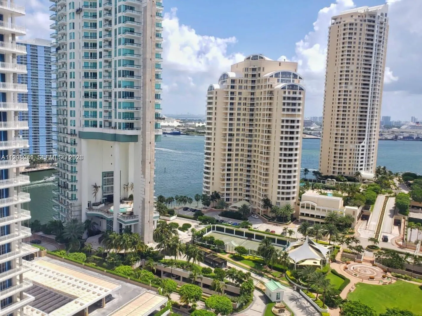 701 Brickell Key Blvd # 2306, Miami FL 33131