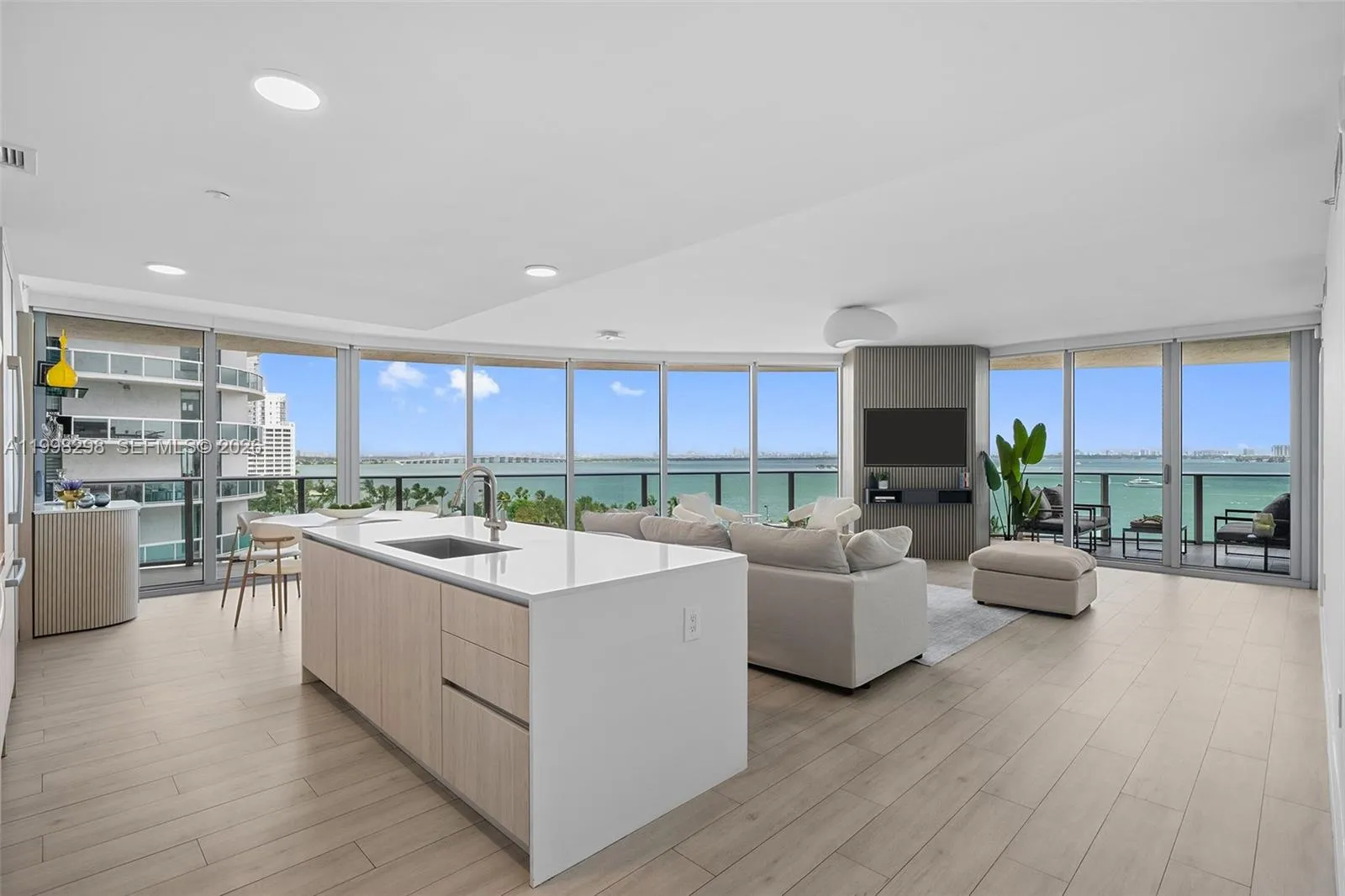 488 NE 18th St # 715, Miami FL 33132