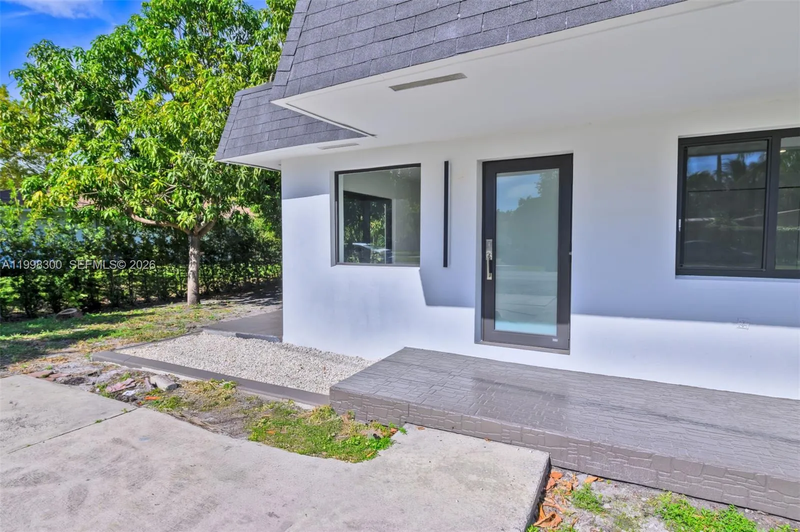 1595 NE 143rd St # 1, North Miami FL 33161