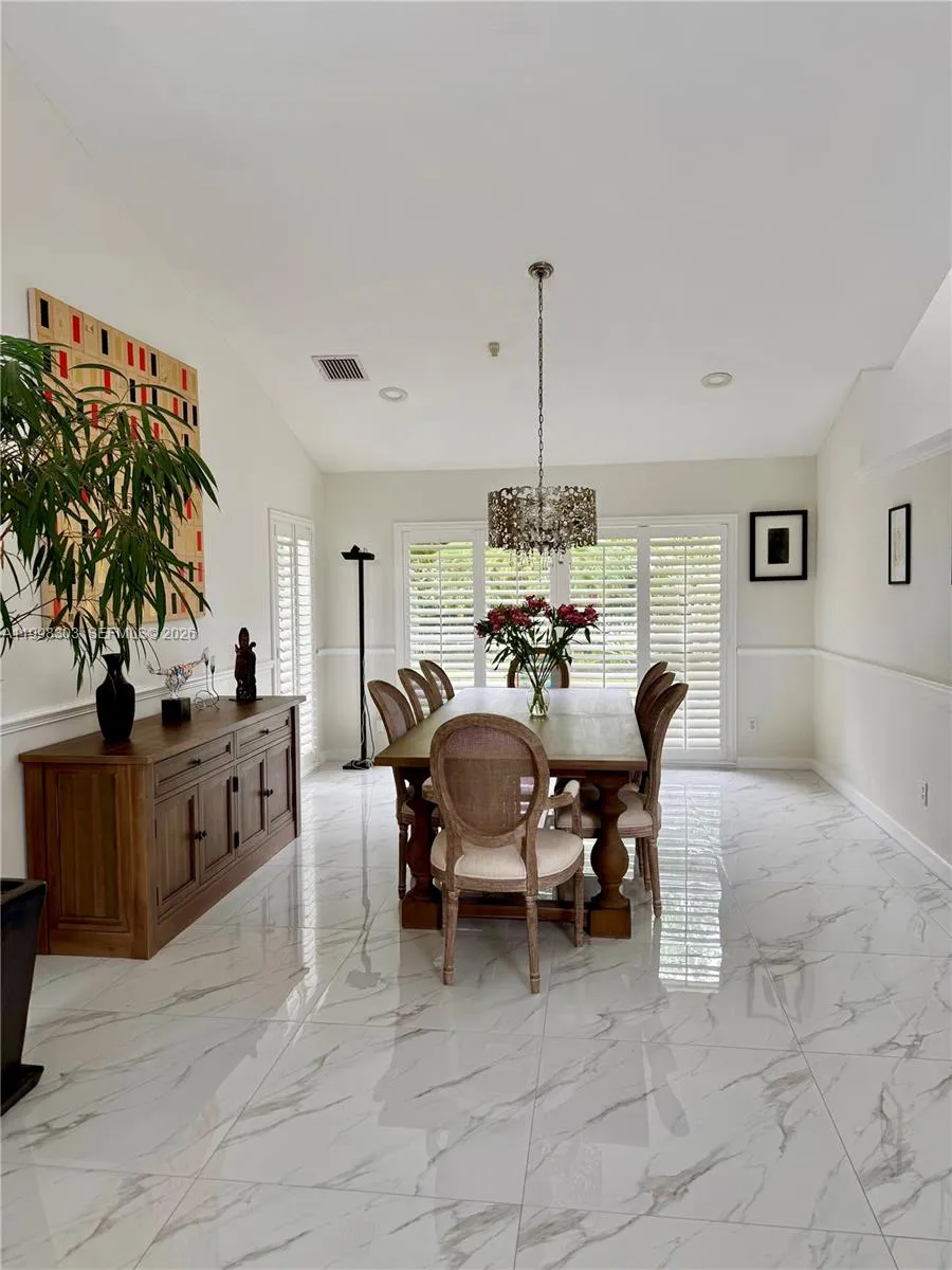 8001 SW 160th St, Palmetto Bay FL 33157