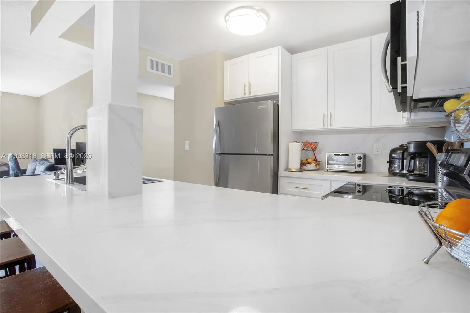 9682 Fontainebleau Blvd # 503, Miami FL 33172