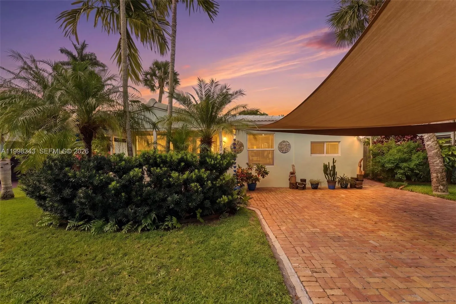 704 SW 14th St, Fort Lauderdale FL 33315