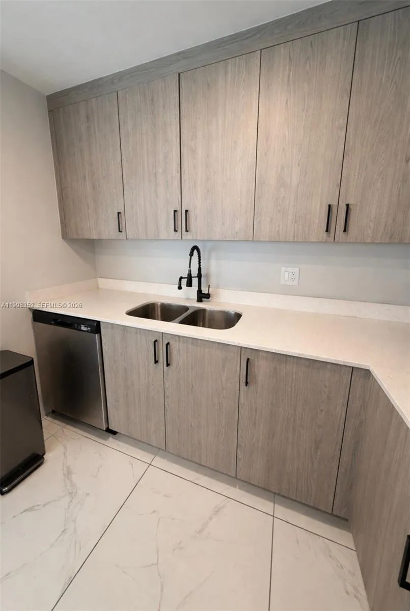 25761 SW 144th Ave, Homestead FL 33032