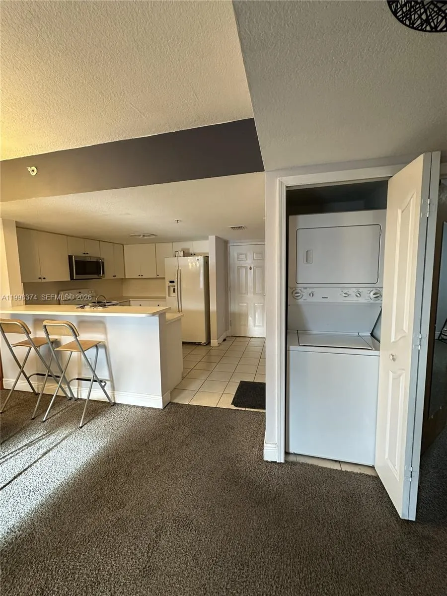 218 NW 12th Ave # 1003, Miami FL 33128