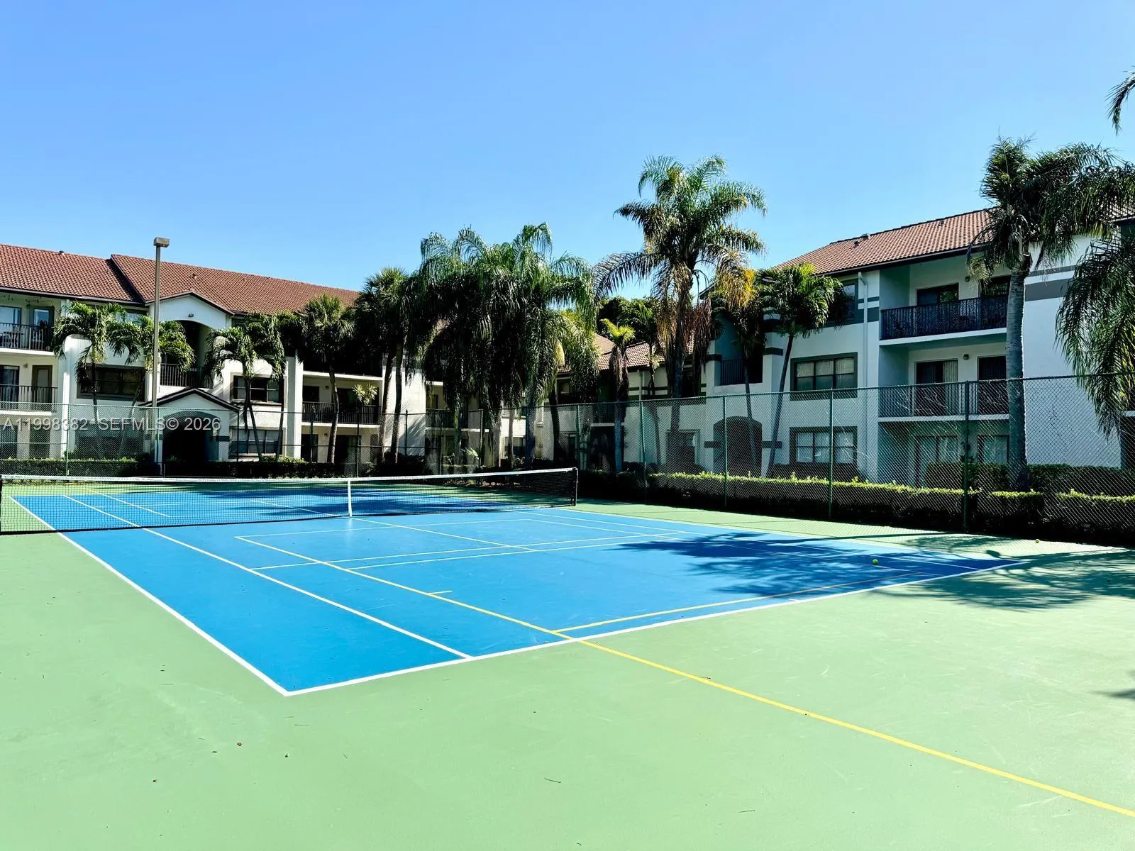 550 S Park Rd # 8, Hollywood FL 33021