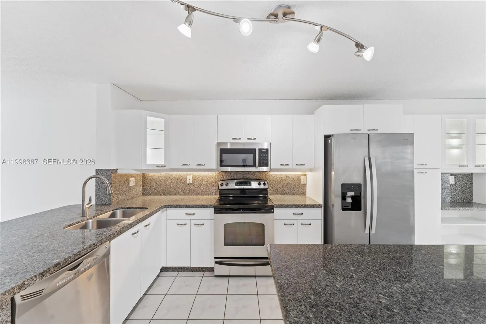 1120 W Lake St # 0, Hollywood FL 33020