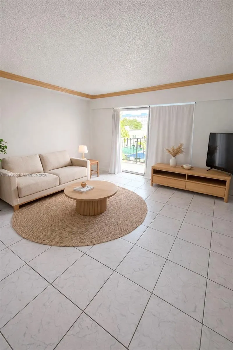 16508 NE 26th Ave # 303, North Miami Beach FL 33160