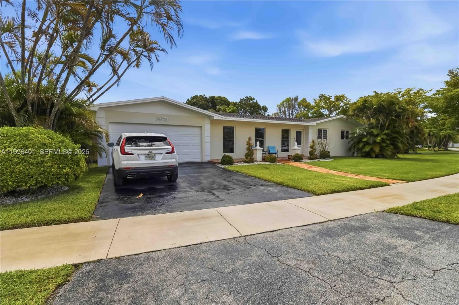 19911 SW 84th Ave, Cutler Bay FL 33189