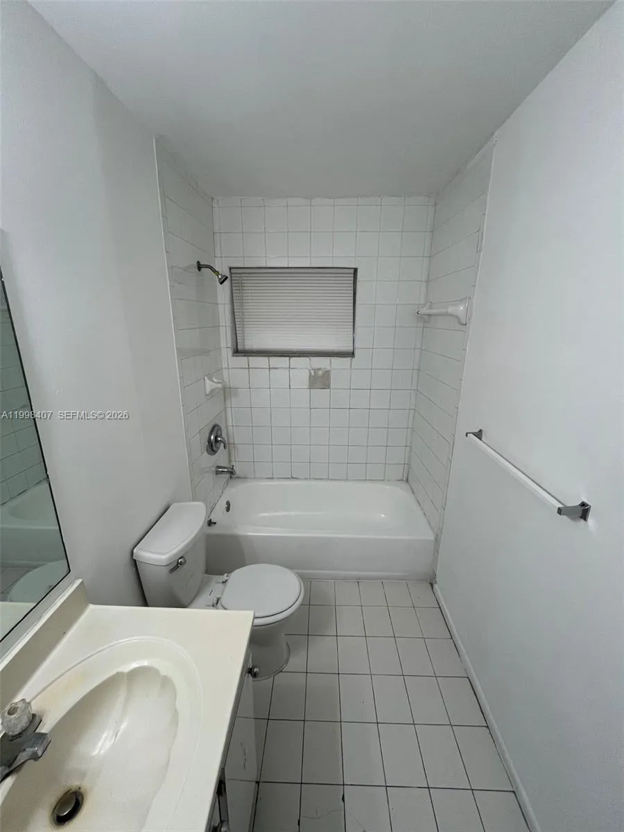 58 SW 14th Ter, Homestead FL 33030