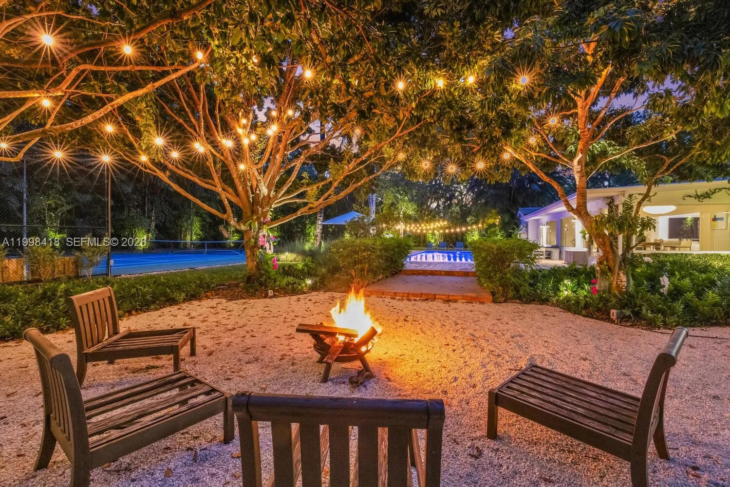 6140 SW 90th St, Pinecrest FL 33156