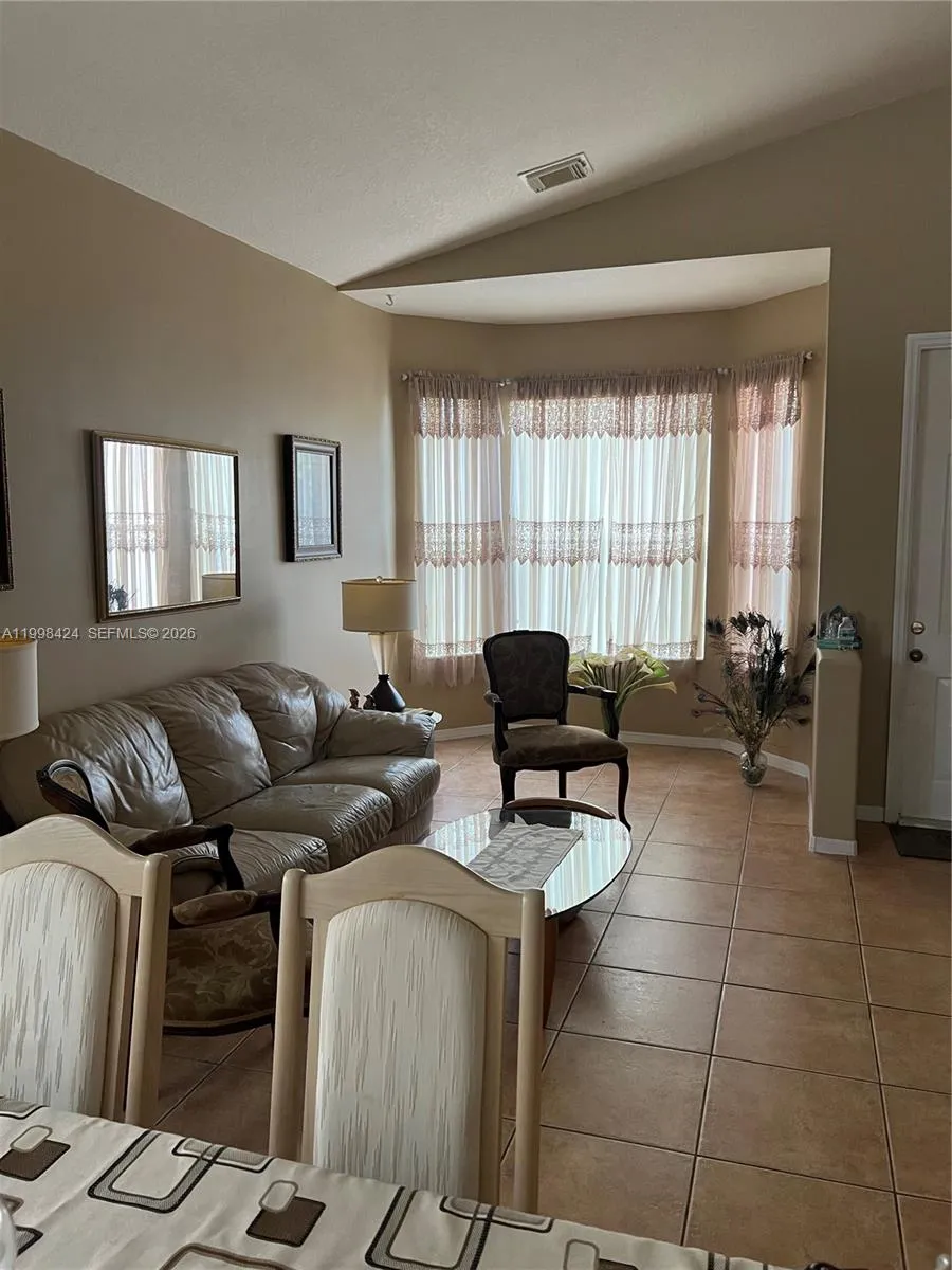 4943 Leeward Ln # 3204, Dania Beach FL 33312