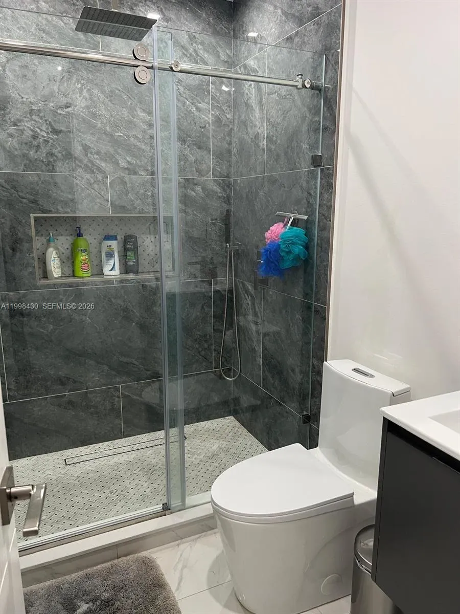 3765 NW 176th St, Miami Gardens FL 33055