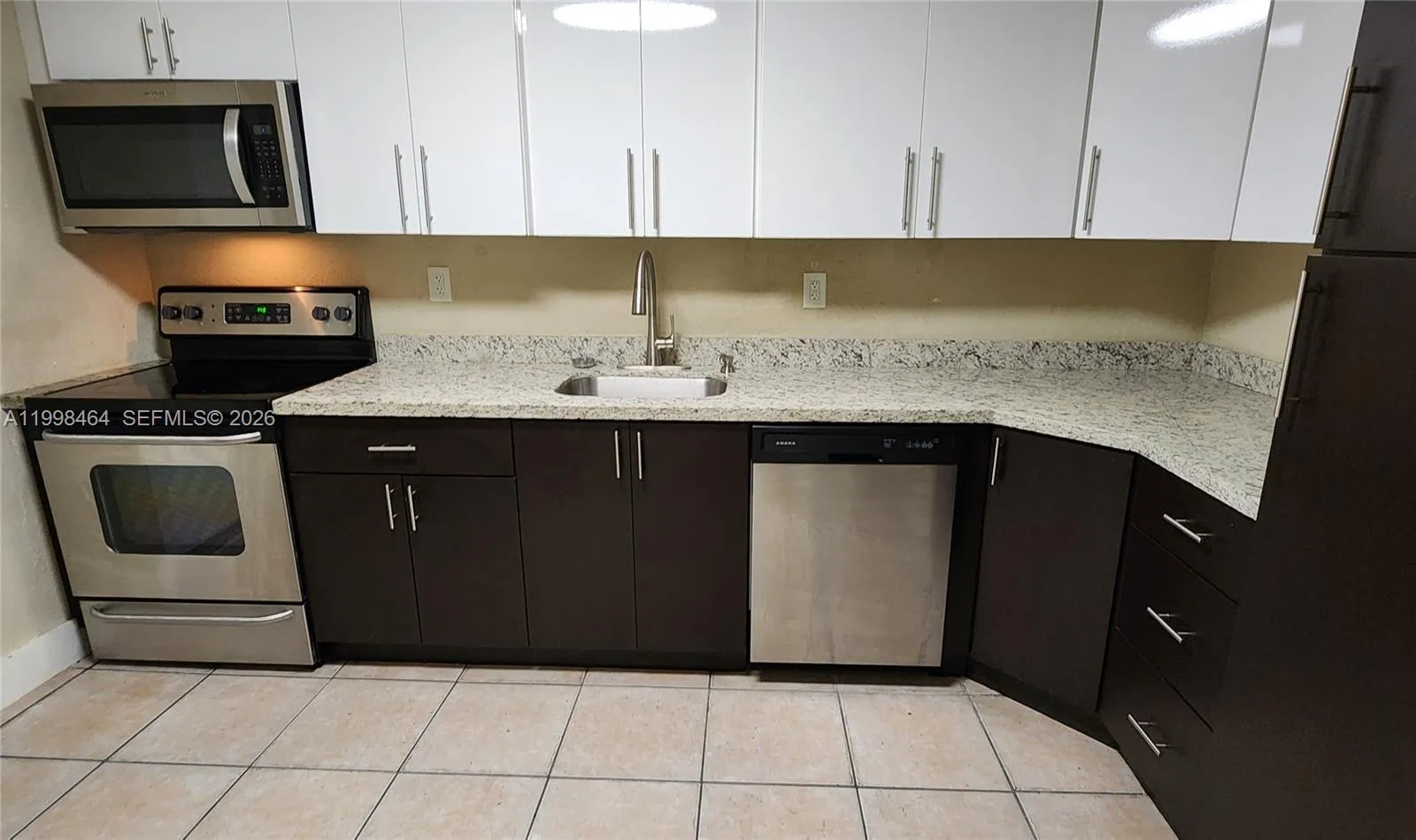 880 E 26th St, Hialeah FL 33013