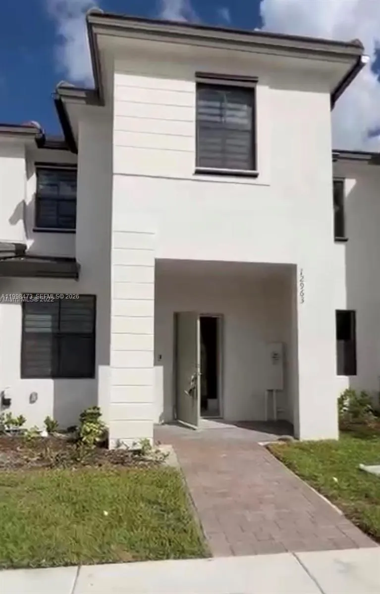 12909 SW 232nd Ln, Homestead FL 33032