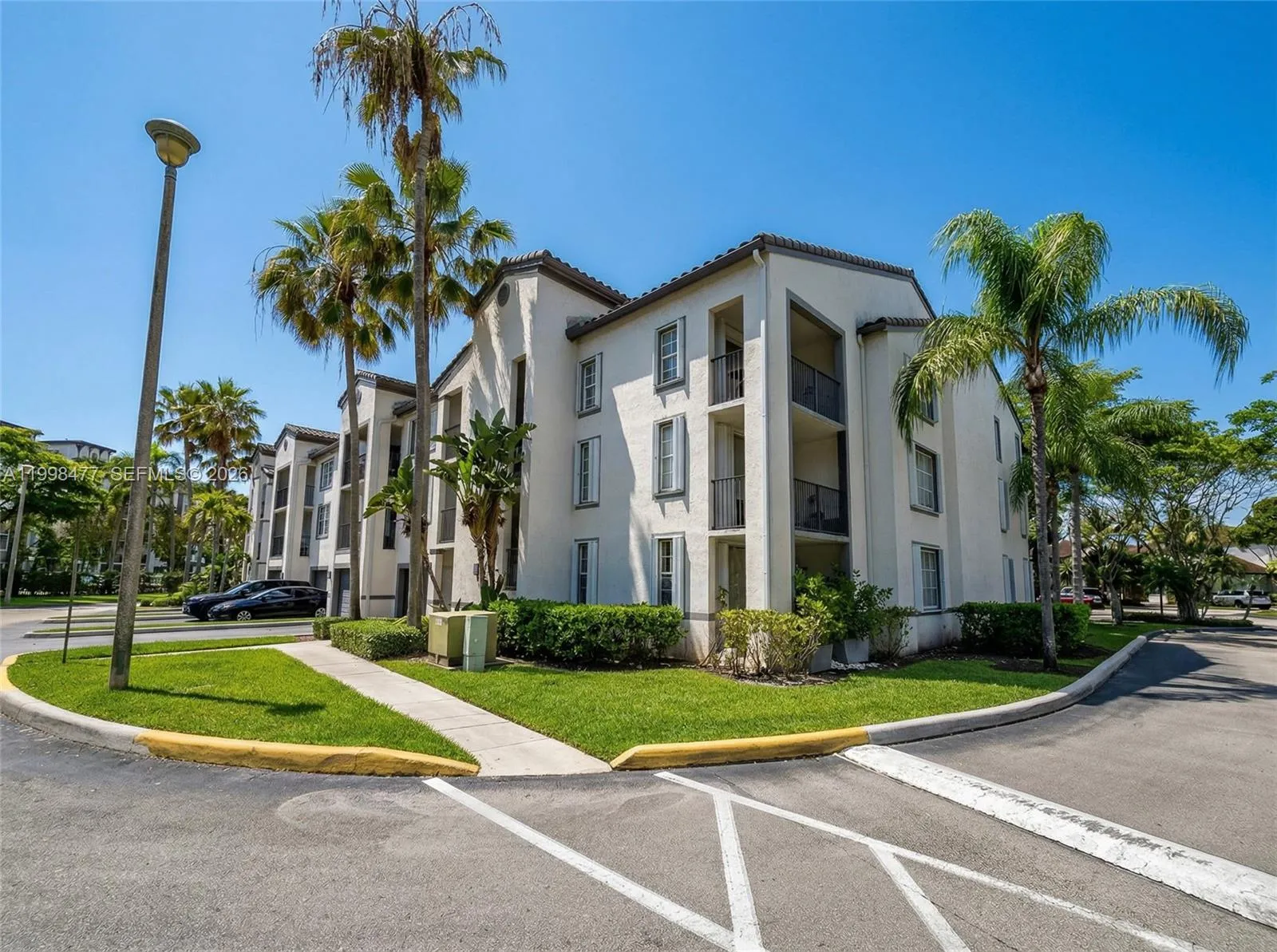 4320 NW 107th Ave # 1, Doral FL 33178