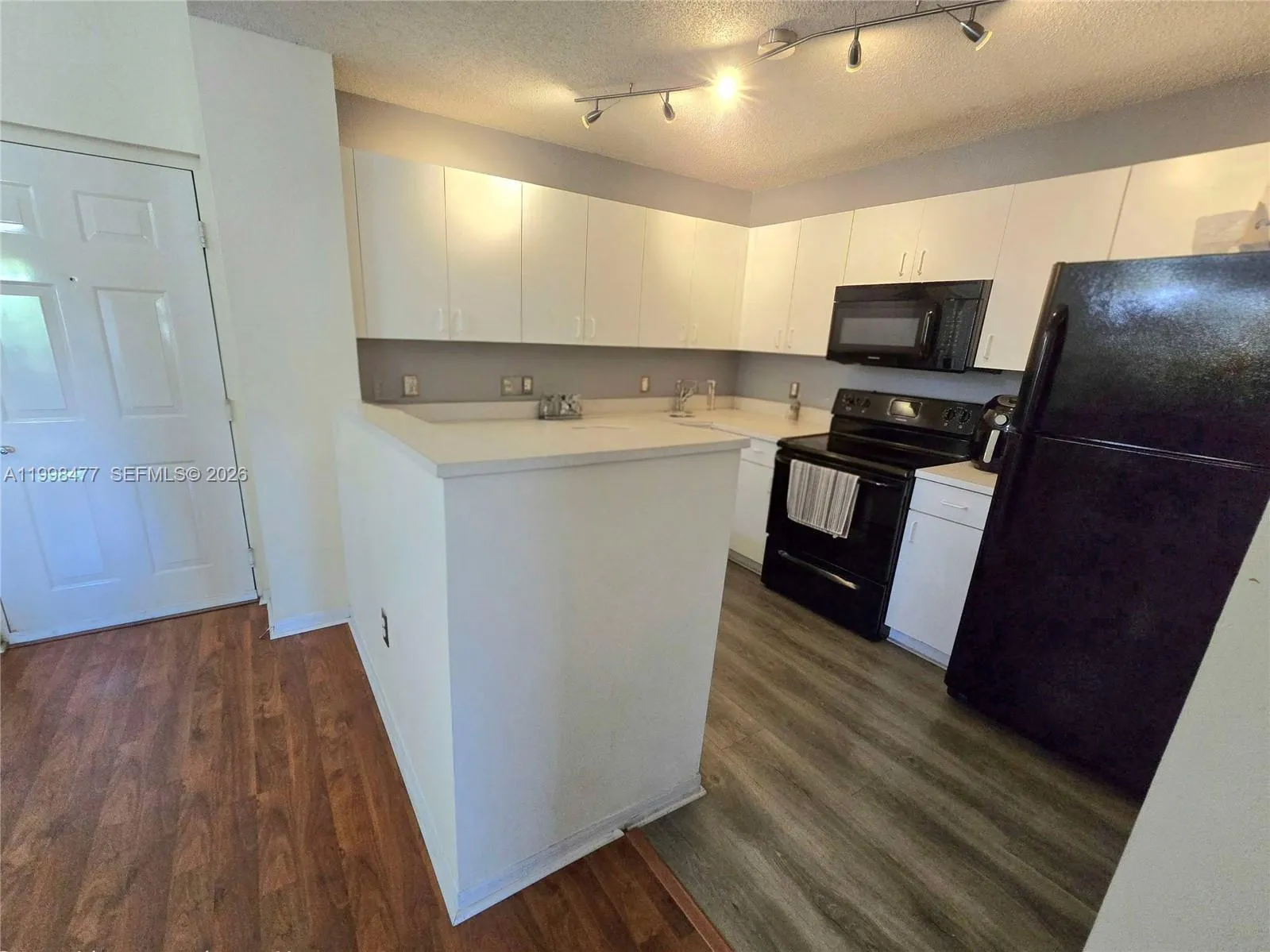 4320 NW 107th Ave # 1, Doral FL 33178