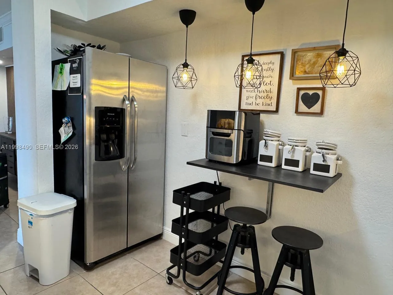 3600 Mystic Pointe Dr # 910, Aventura FL 33180