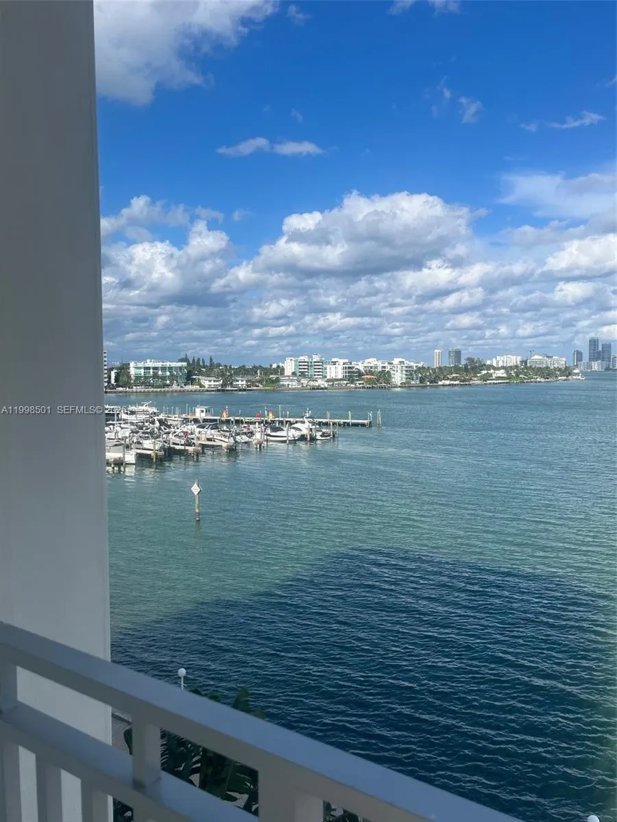 7545 E Treasure Dr # 5H, North Bay Village FL 33141