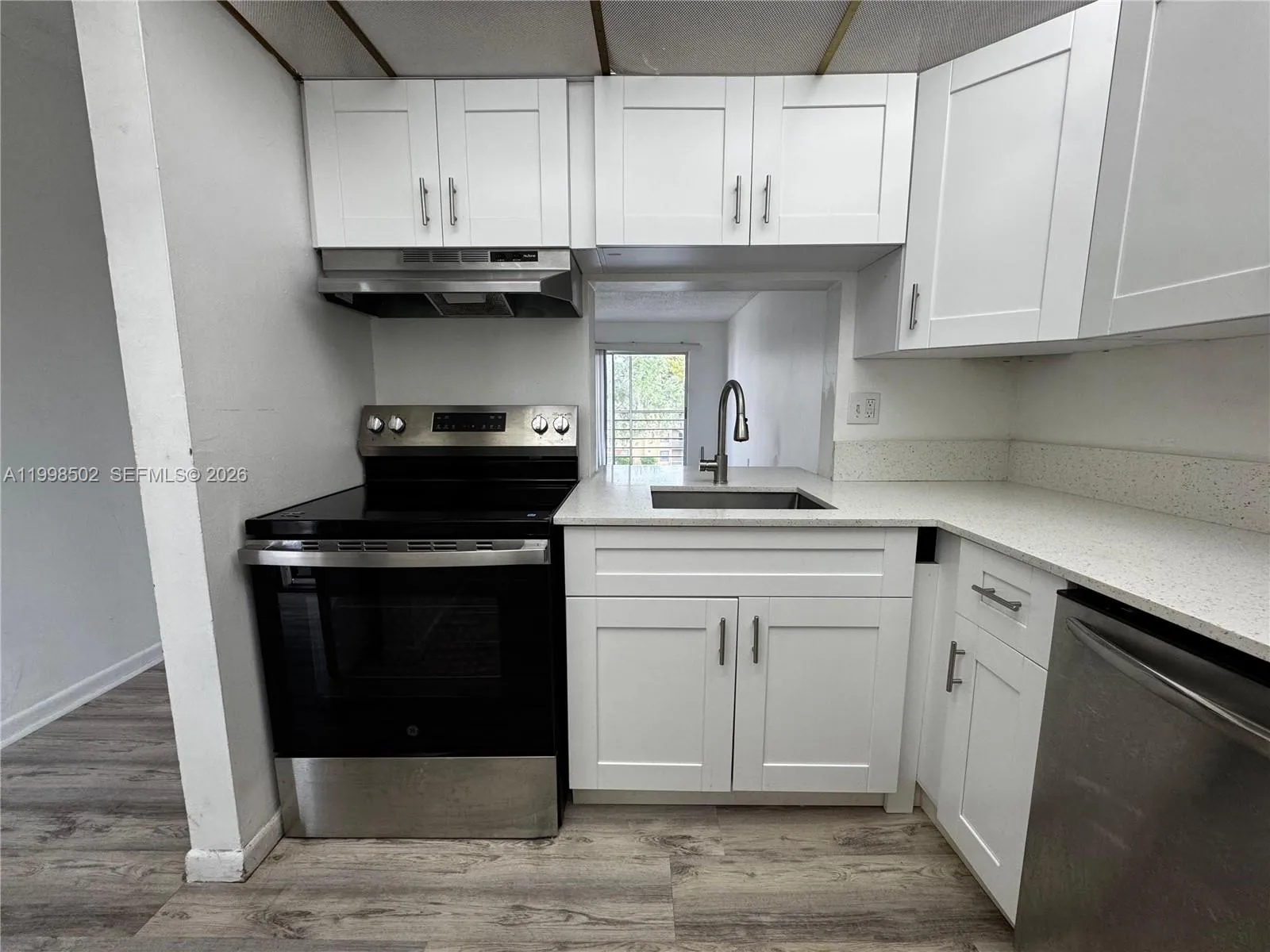 2800 NW 56th Ave # D401, Lauderhill FL 33313