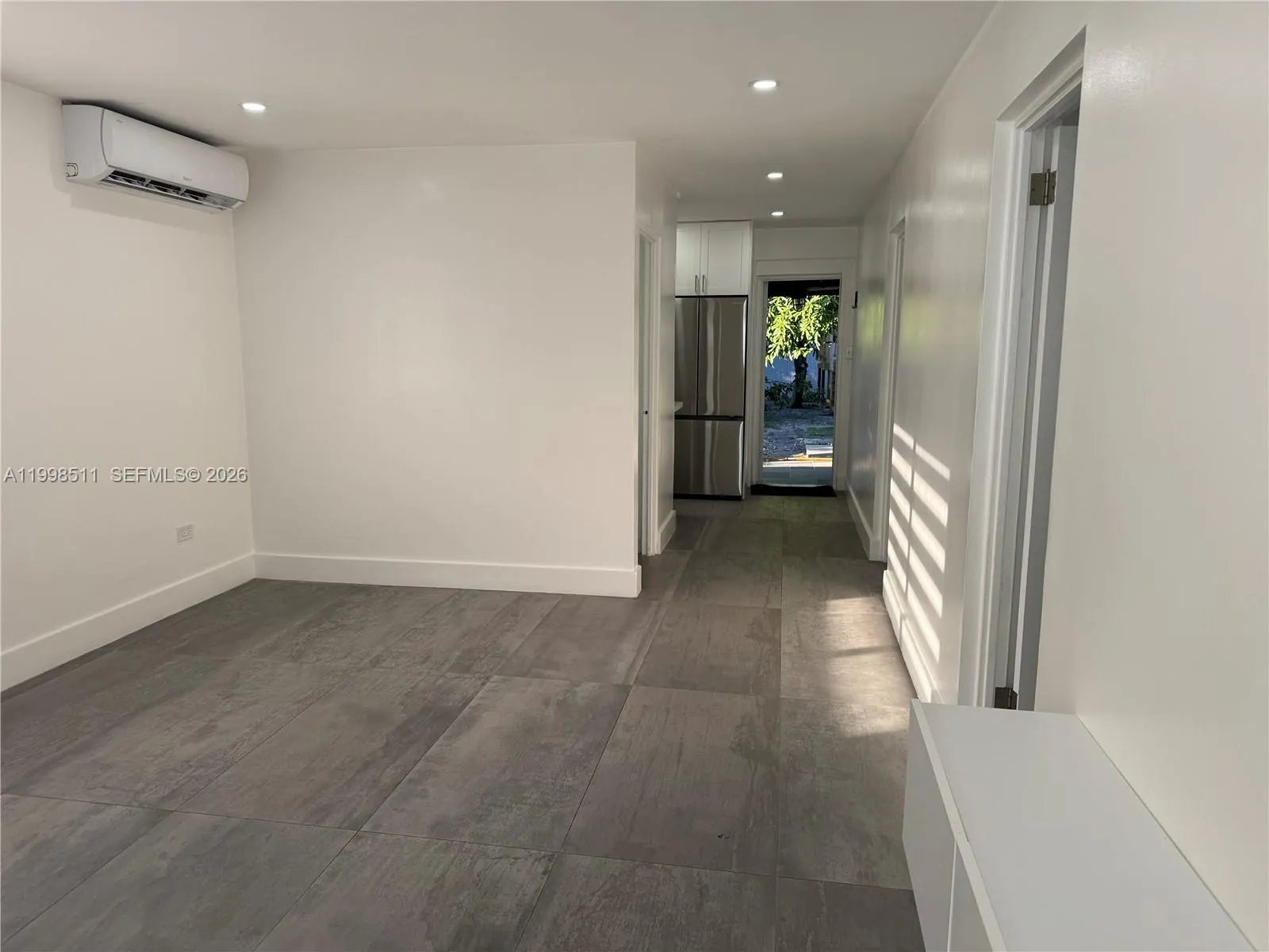 731 E 19th St, Hialeah FL 33013