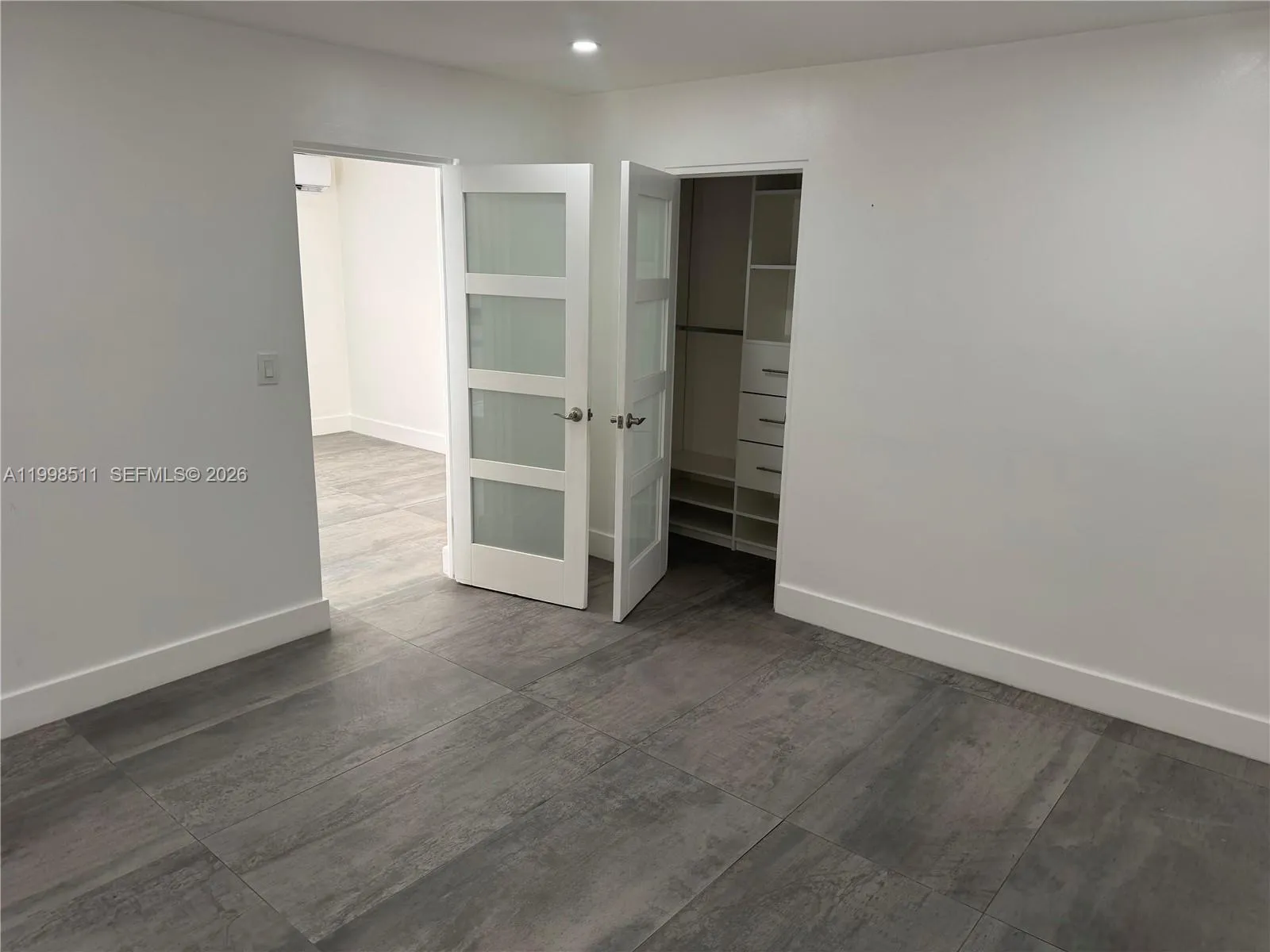 731 E 19th St, Hialeah FL 33013