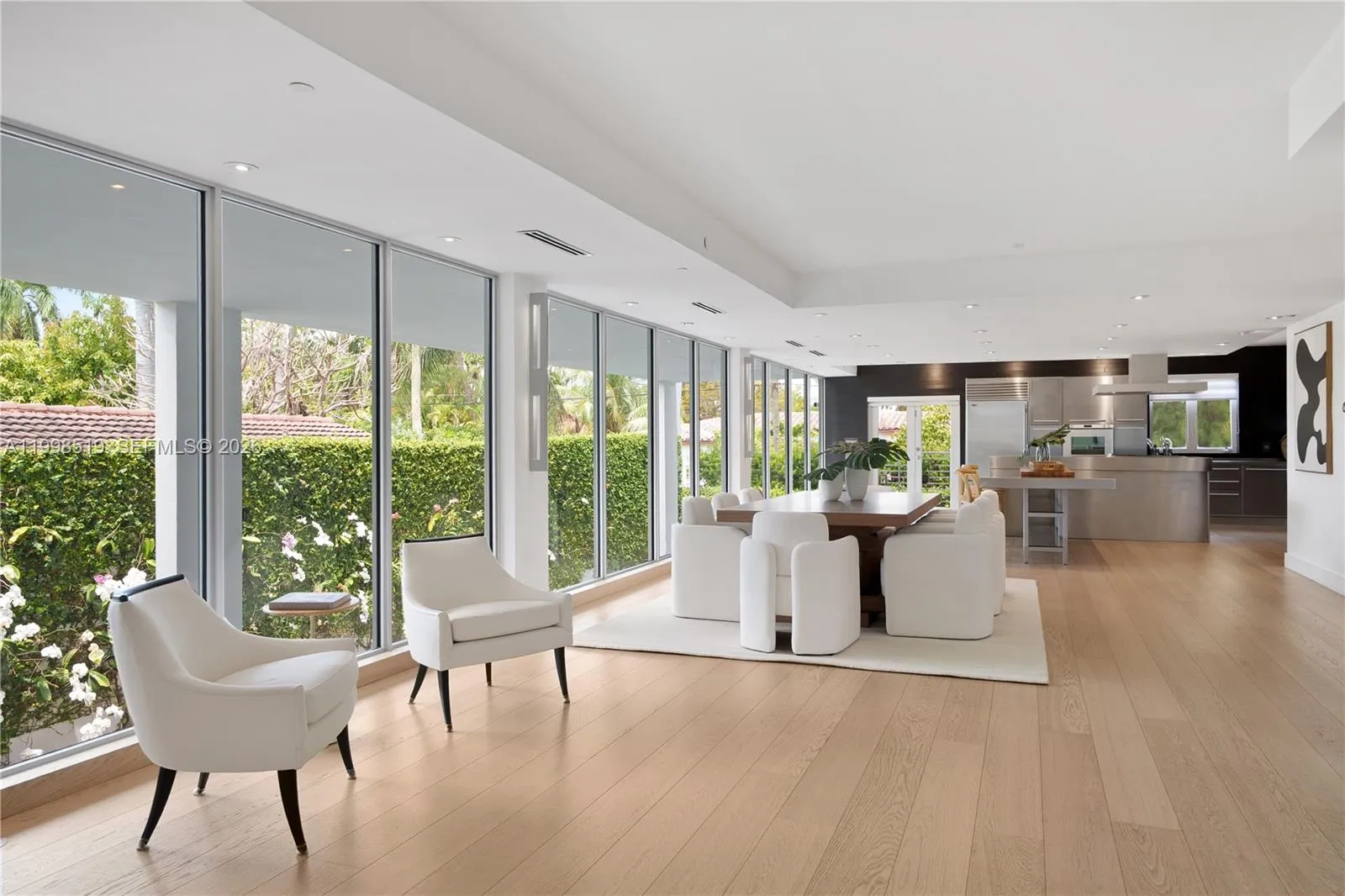 215 Palm Ave, Miami Beach FL 33139