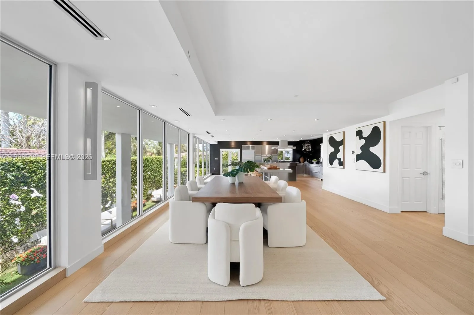 215 Palm Ave, Miami Beach FL 33139