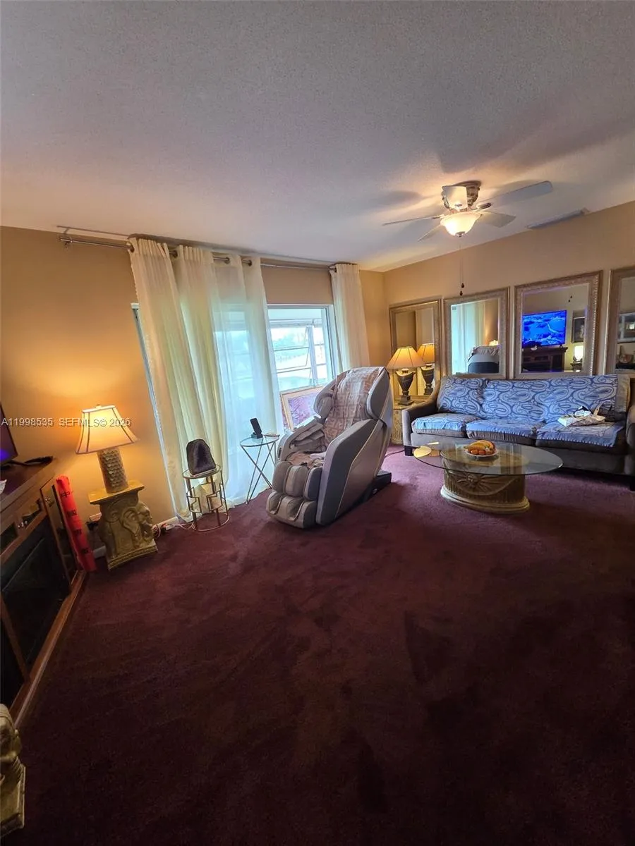 1 bedroom 1 bath Residential for sale at 410 NE 17th Ave # 203, Boynton Beach FL 33435