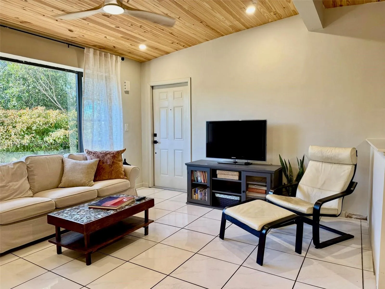 4030 NE 13th Ave, Pompano Beach FL 33064