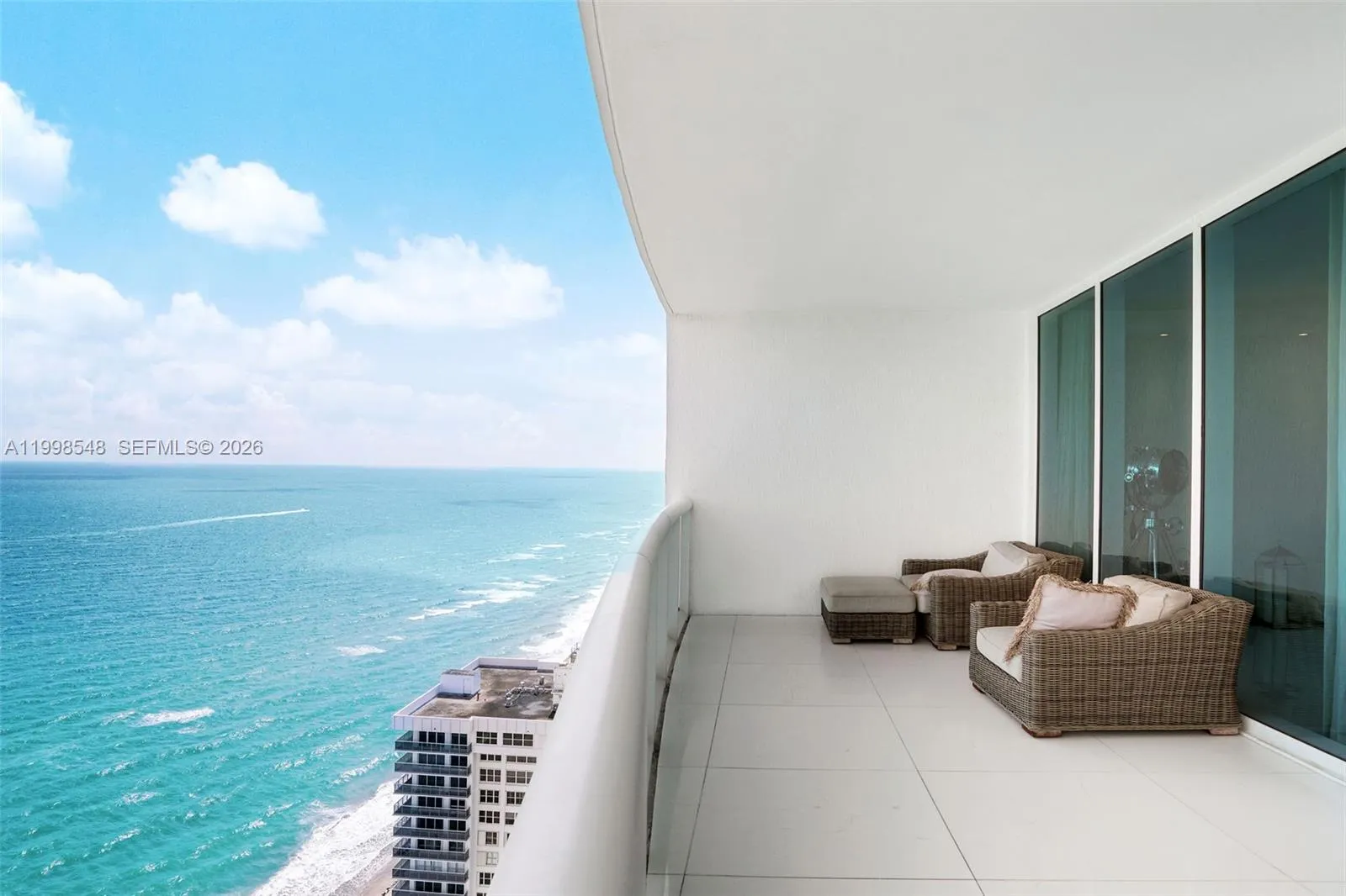 2711 S Ocean Dr # 2803, Hollywood FL 33019