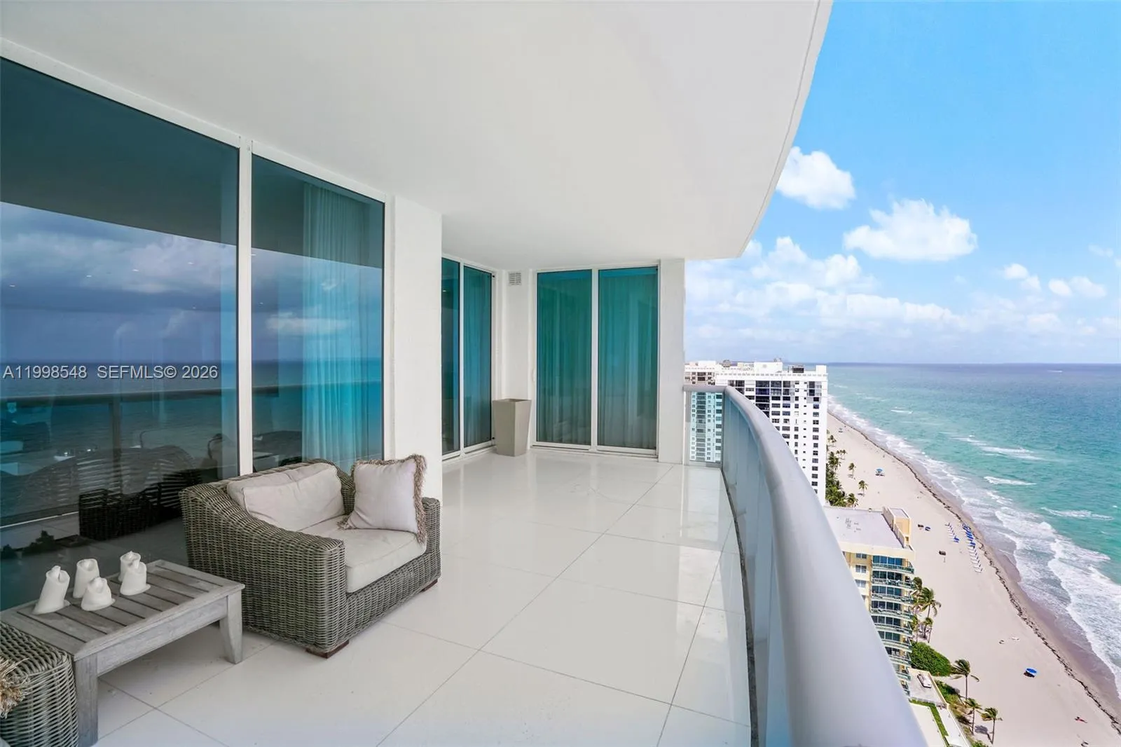 2711 S Ocean Dr # 2803, Hollywood FL 33019