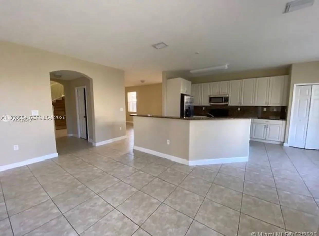 11801 SW 152nd Path, Miami FL 33196