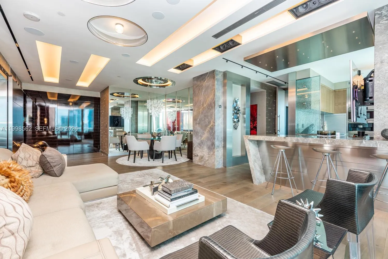 50 S Pointe Dr # 905, Miami Beach FL 33139