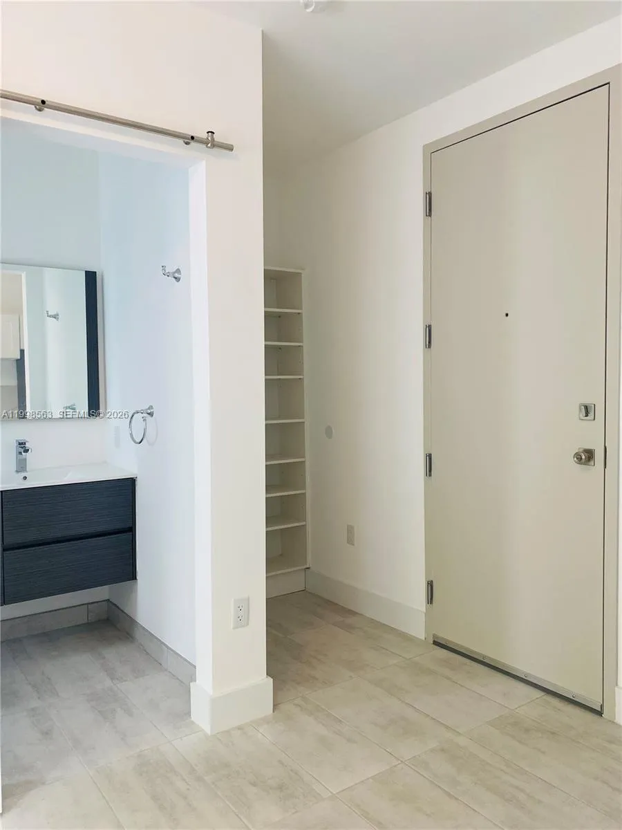 1201 Pennsylvania Ave # 210, Miami Beach FL 33139