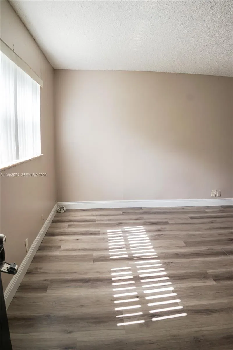 4280 Woodside Dr # 12, Coral Springs FL 33065