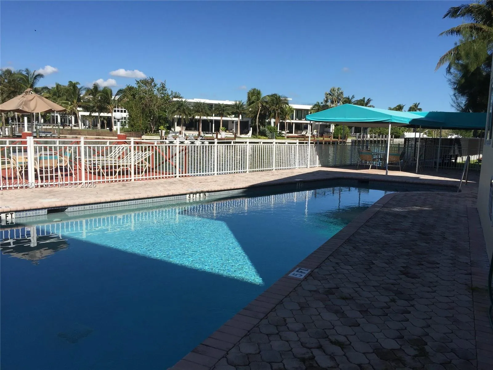 4740 Pine Tree Dr # 26, Miami Beach FL 33140