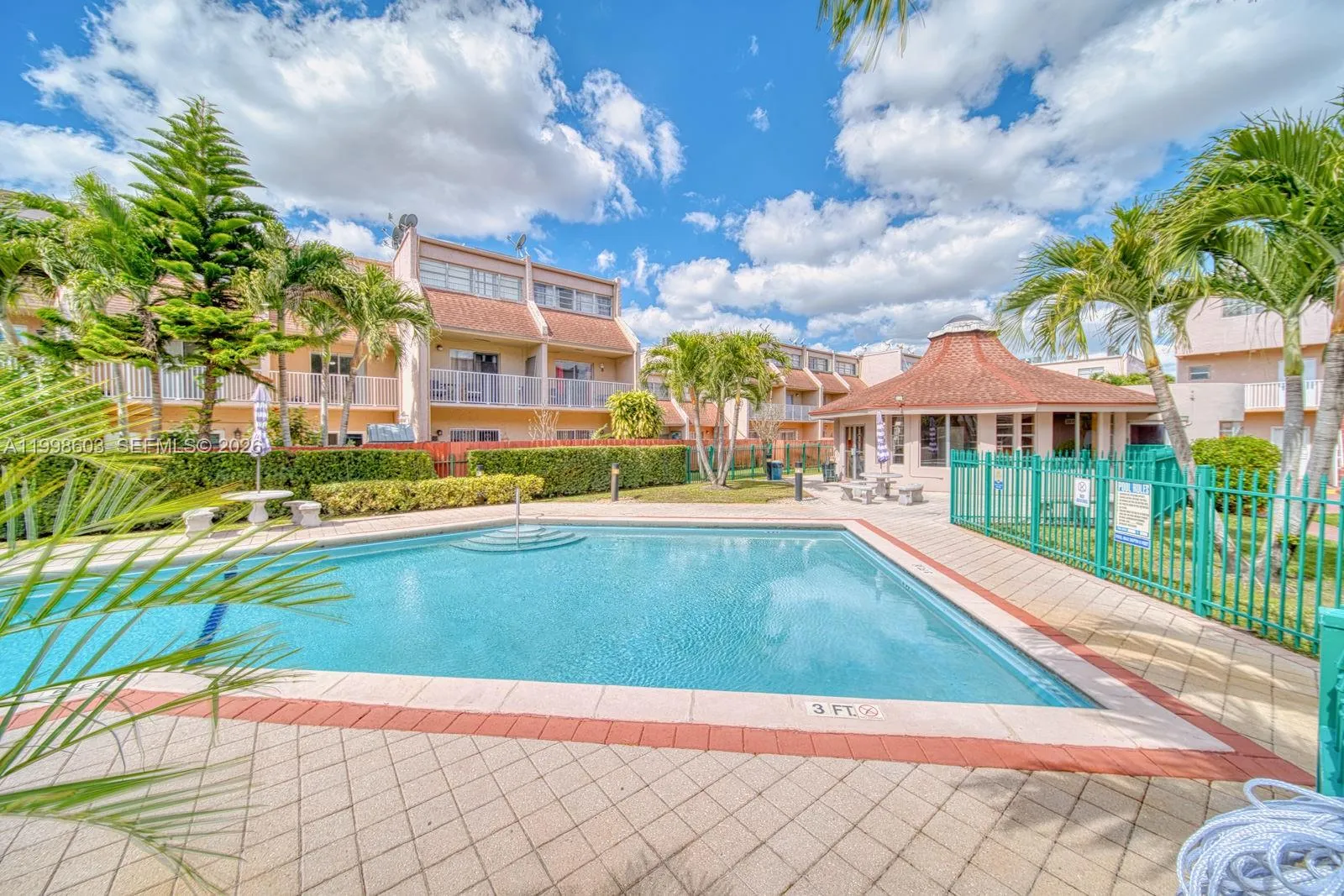 840 SW 105th Ave # 318, Miami FL 33174