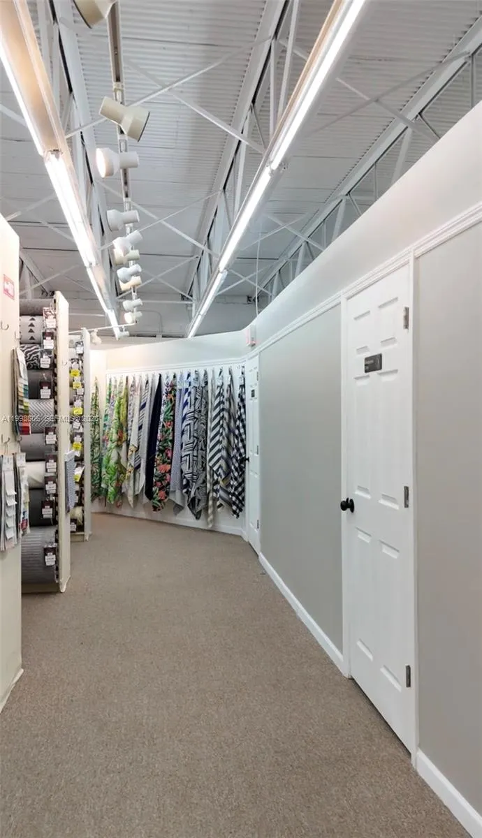 200 Old Federal Hwy, Hallandale Beach FL 33009