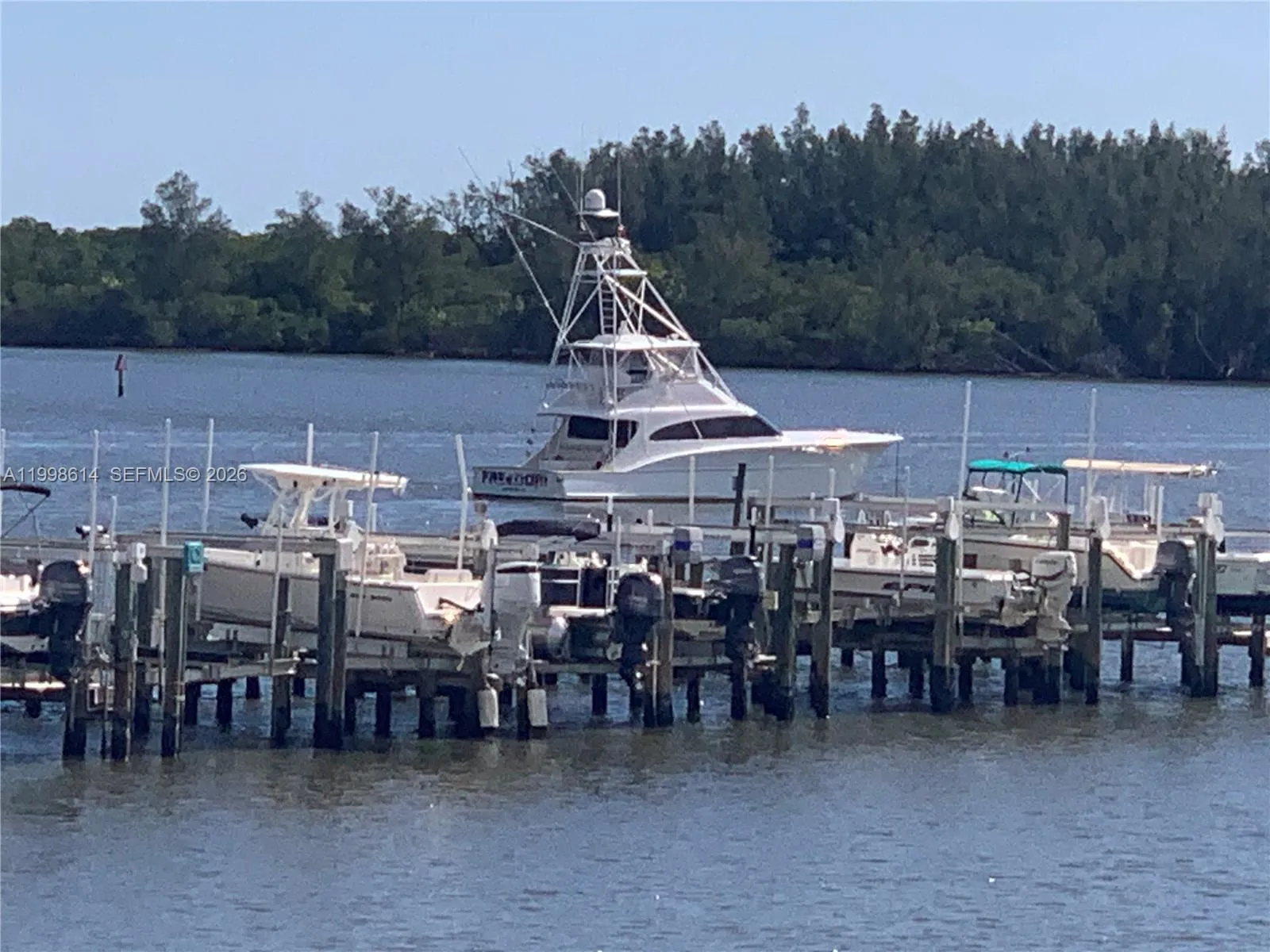 6082 SE Landing Way # 10, Stuart FL 34997