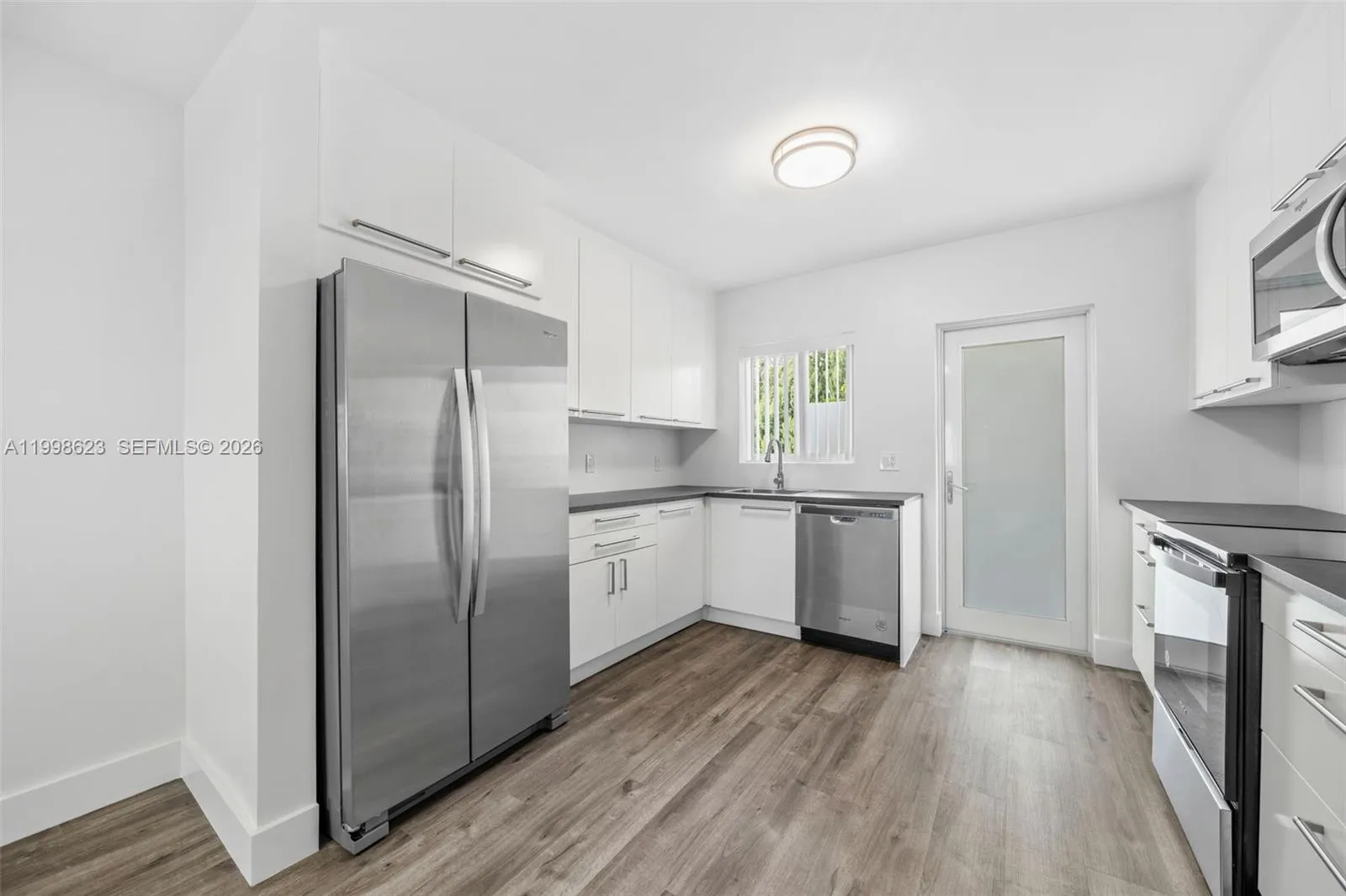 600 Layne Blvd # 126, Hallandale Beach FL 33009