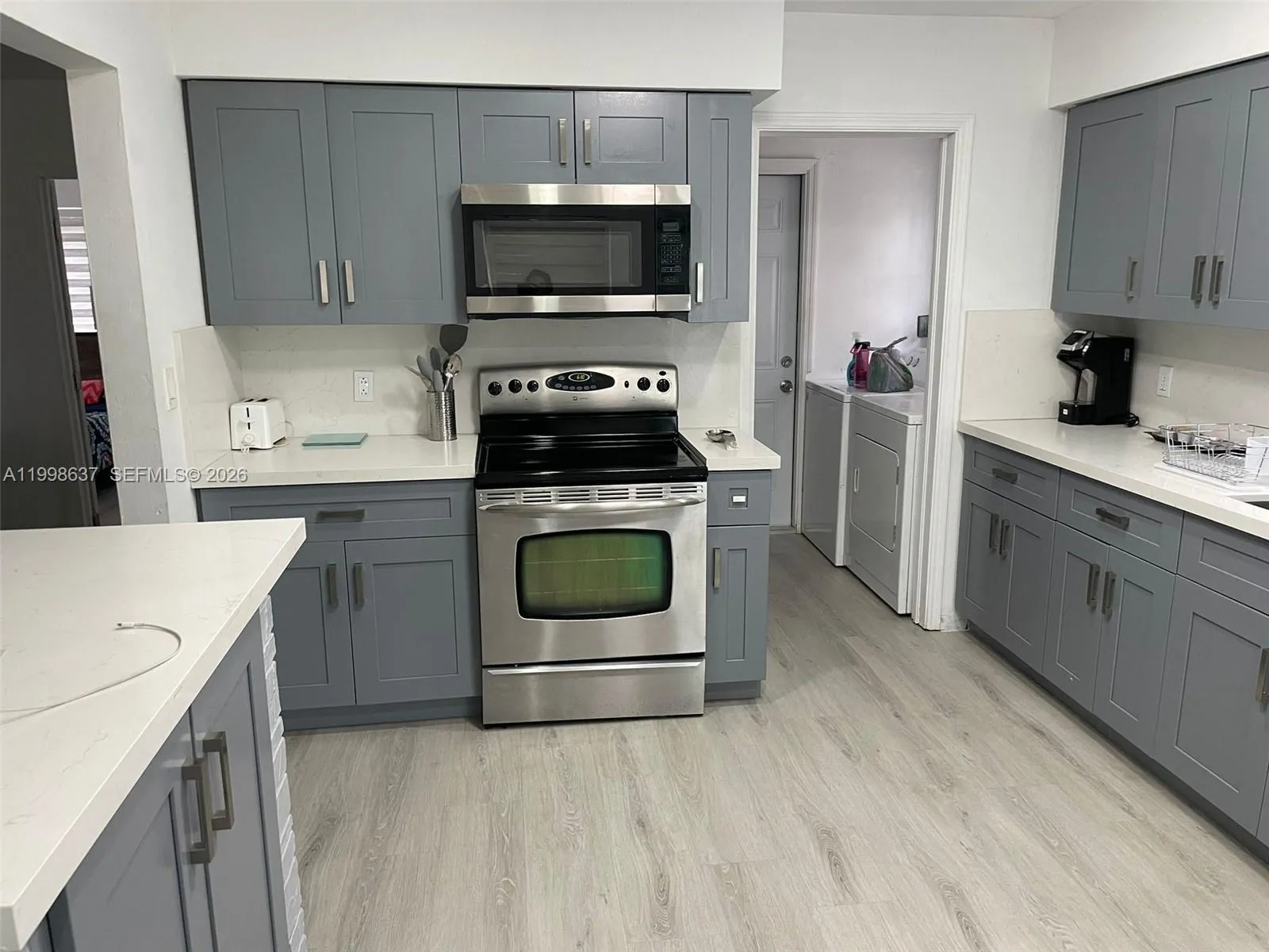 230 NE 2nd PL, Dania Beach FL 33004