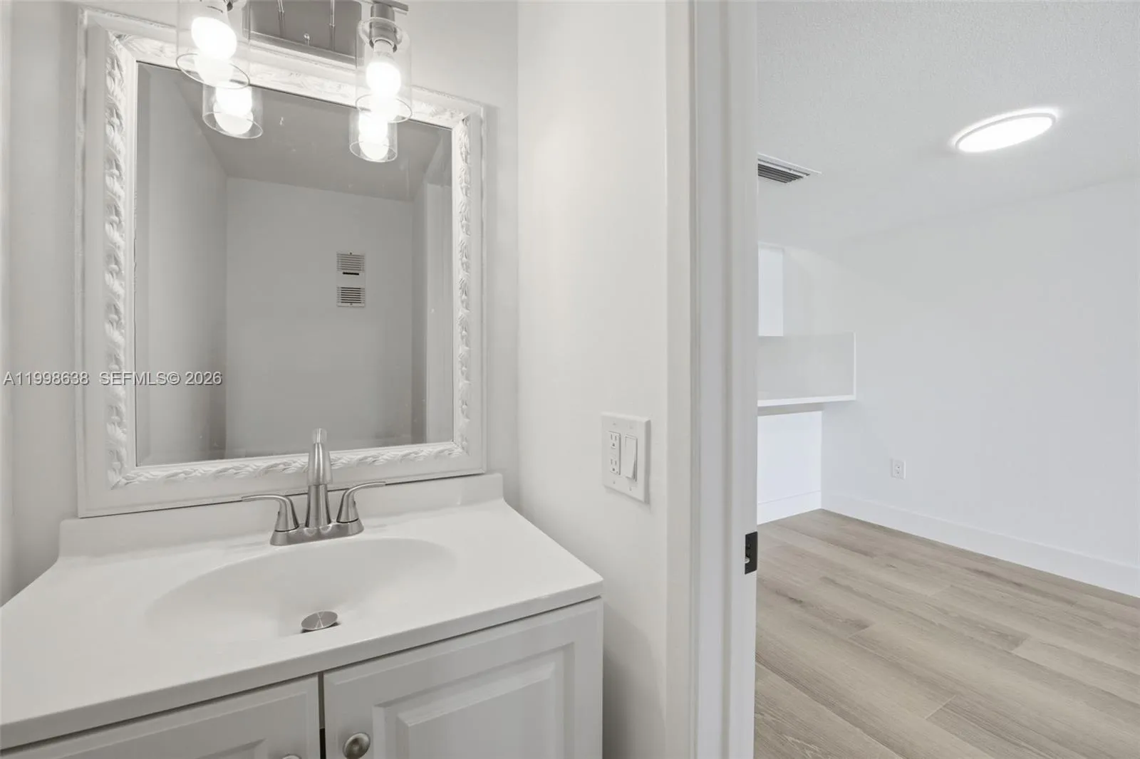 315 NW 109th Ave # 205, Miami FL 33172