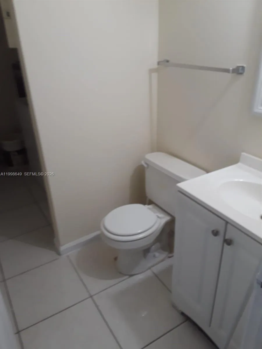 125 San Remo Blvd, North Lauderdale FL 33068