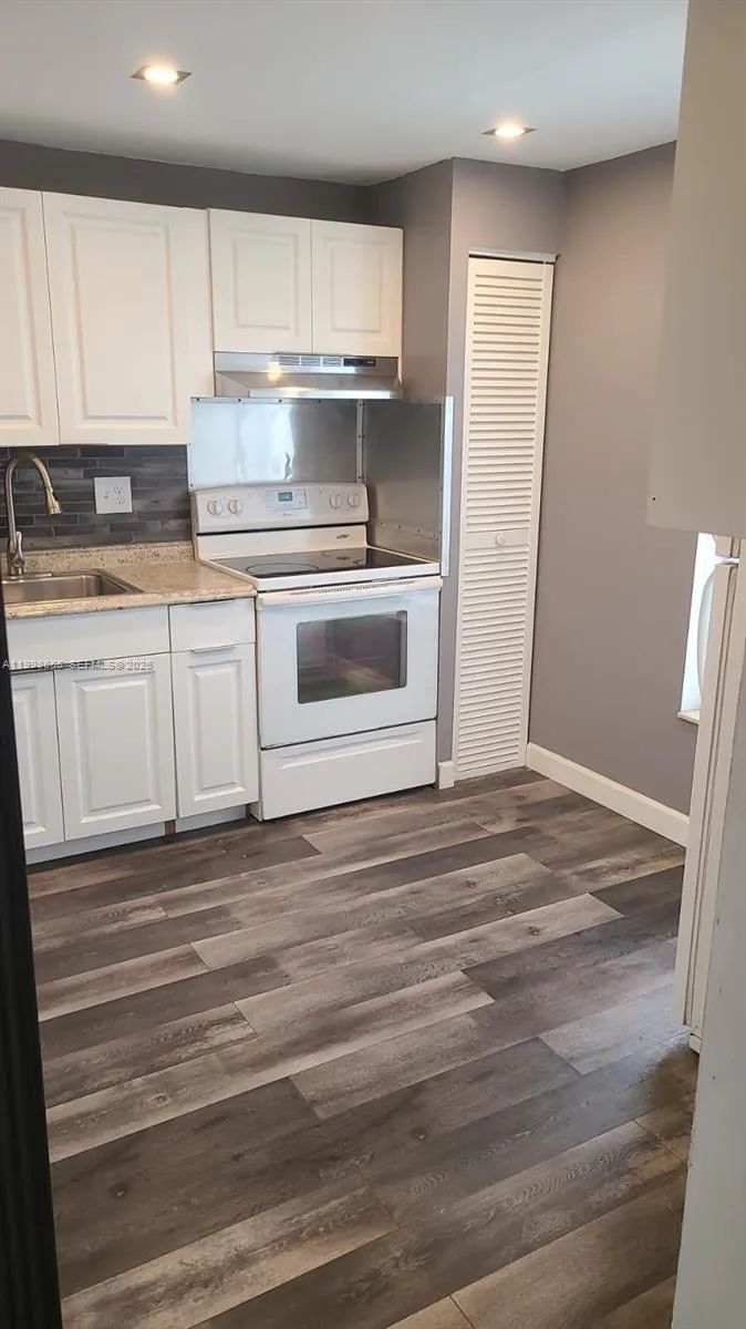 1402 NW 80th Ave # 205, Margate FL 33063