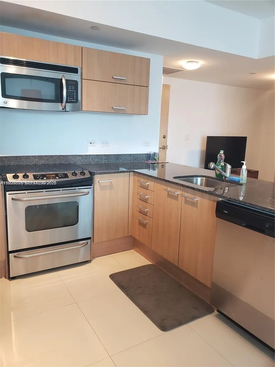 350 S Miami Ave # 1605, Miami FL 33130