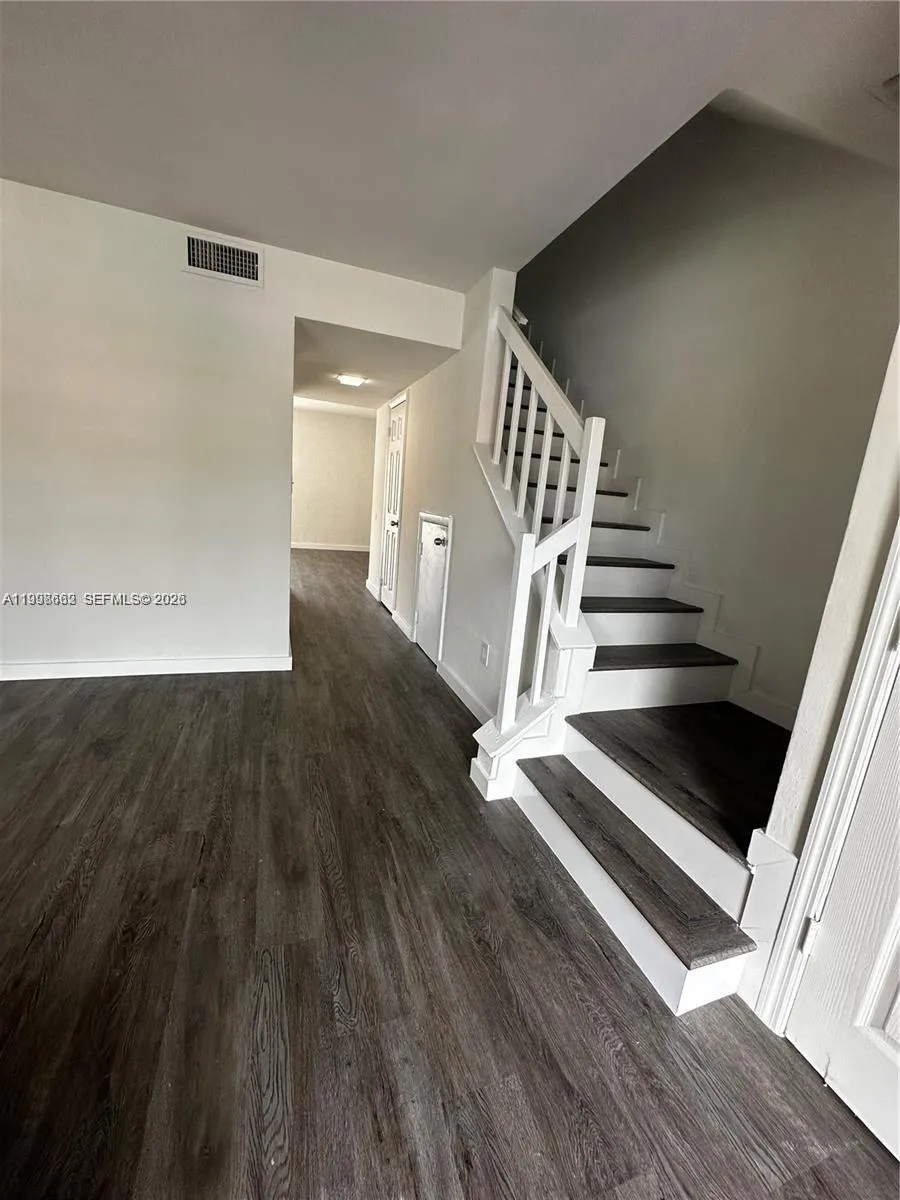 2778 NW 196th Ter, Miami Gardens FL 33056