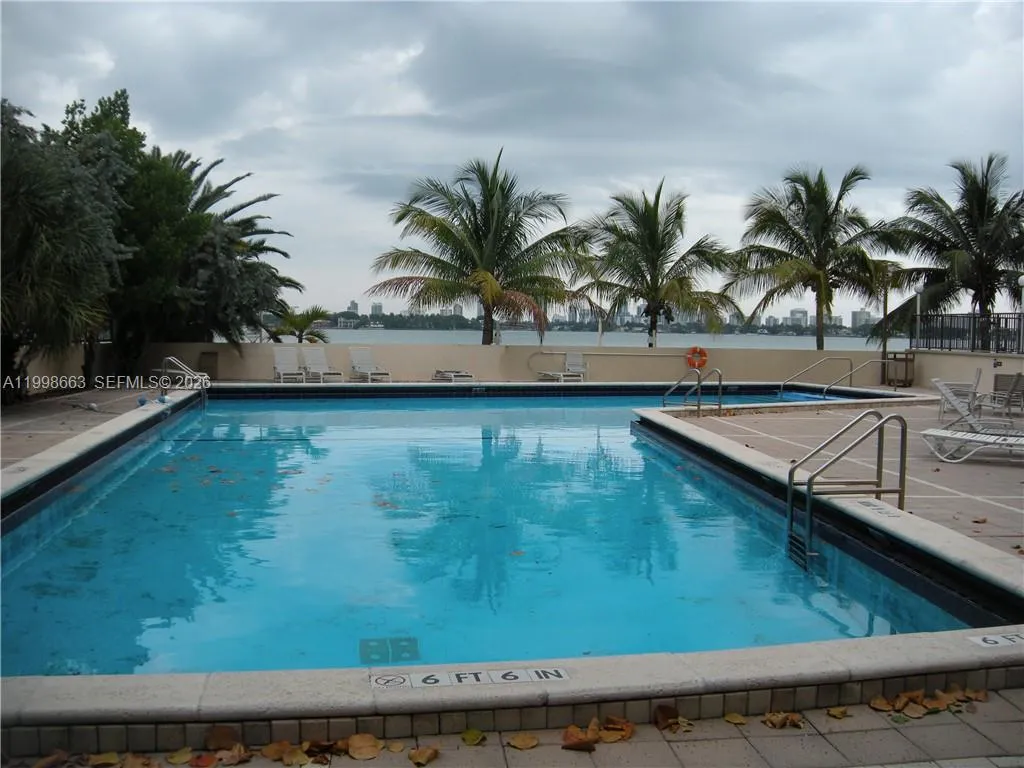 7545 E Treasure Dr # 2K, North Bay Village FL 33141