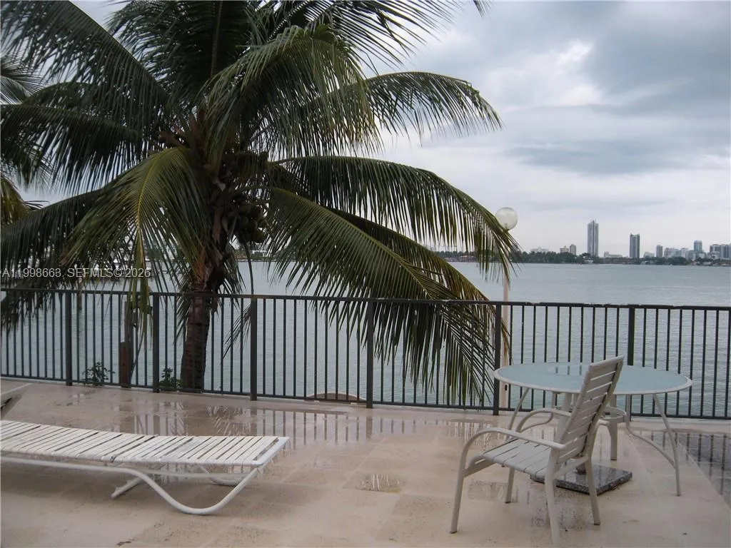 7545 E Treasure Dr # 2K, North Bay Village FL 33141