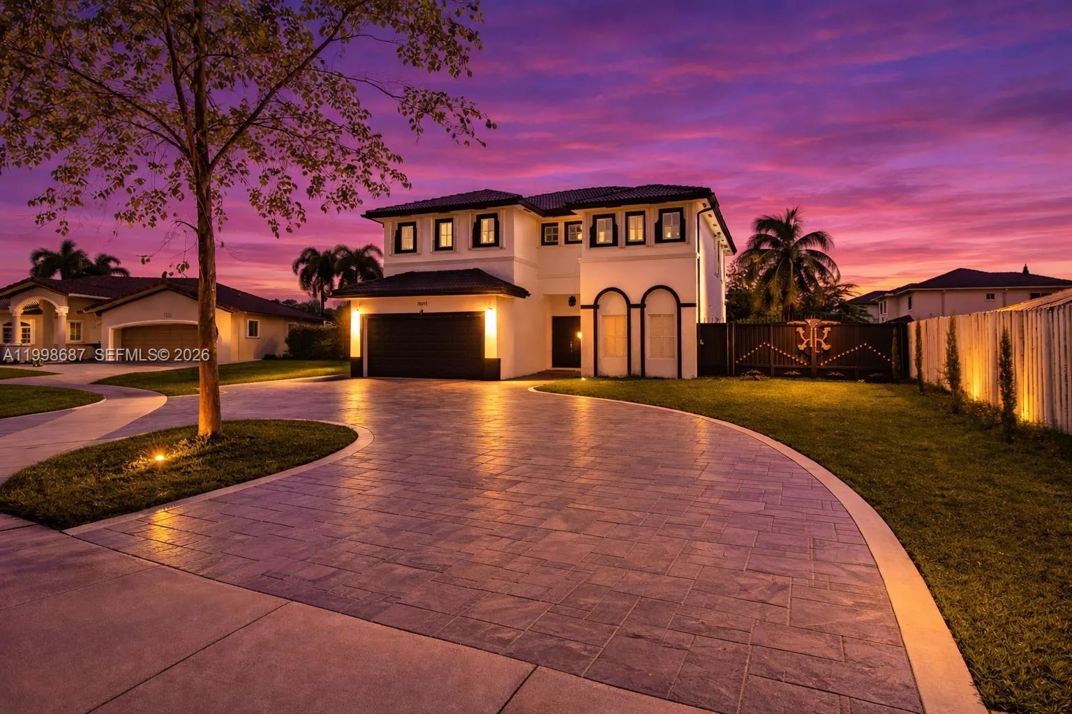 15045 SW 38th Ter, Miami FL 33185